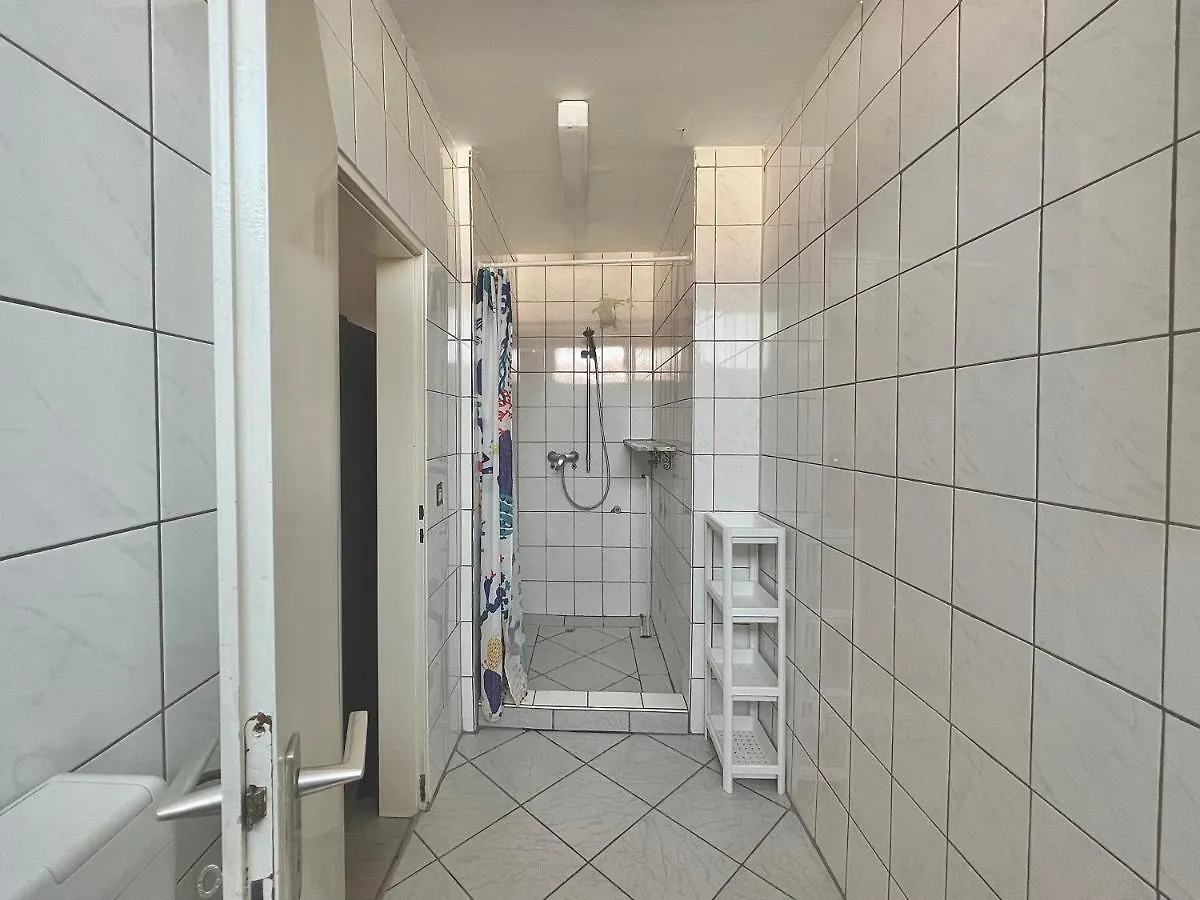 Monteurwohnung In Stadtnaehe Ганновер
